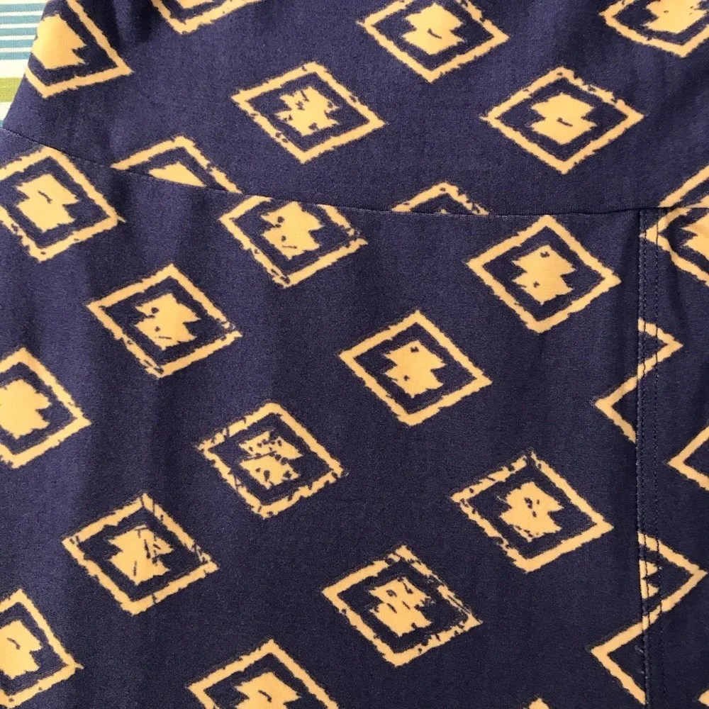 Lularoe Leggings Tights OS Small Medium Blue Yellow Whimsy Festival Pride - Picture 10 of 10